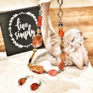 Earring and necklace set